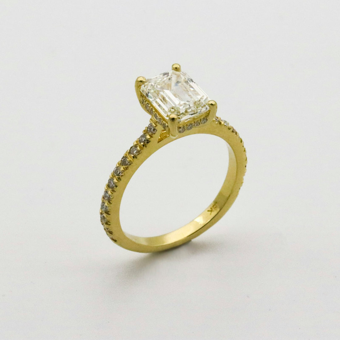 Lab-Grown Diamond Prices in the UK: Cost per Carat Explained