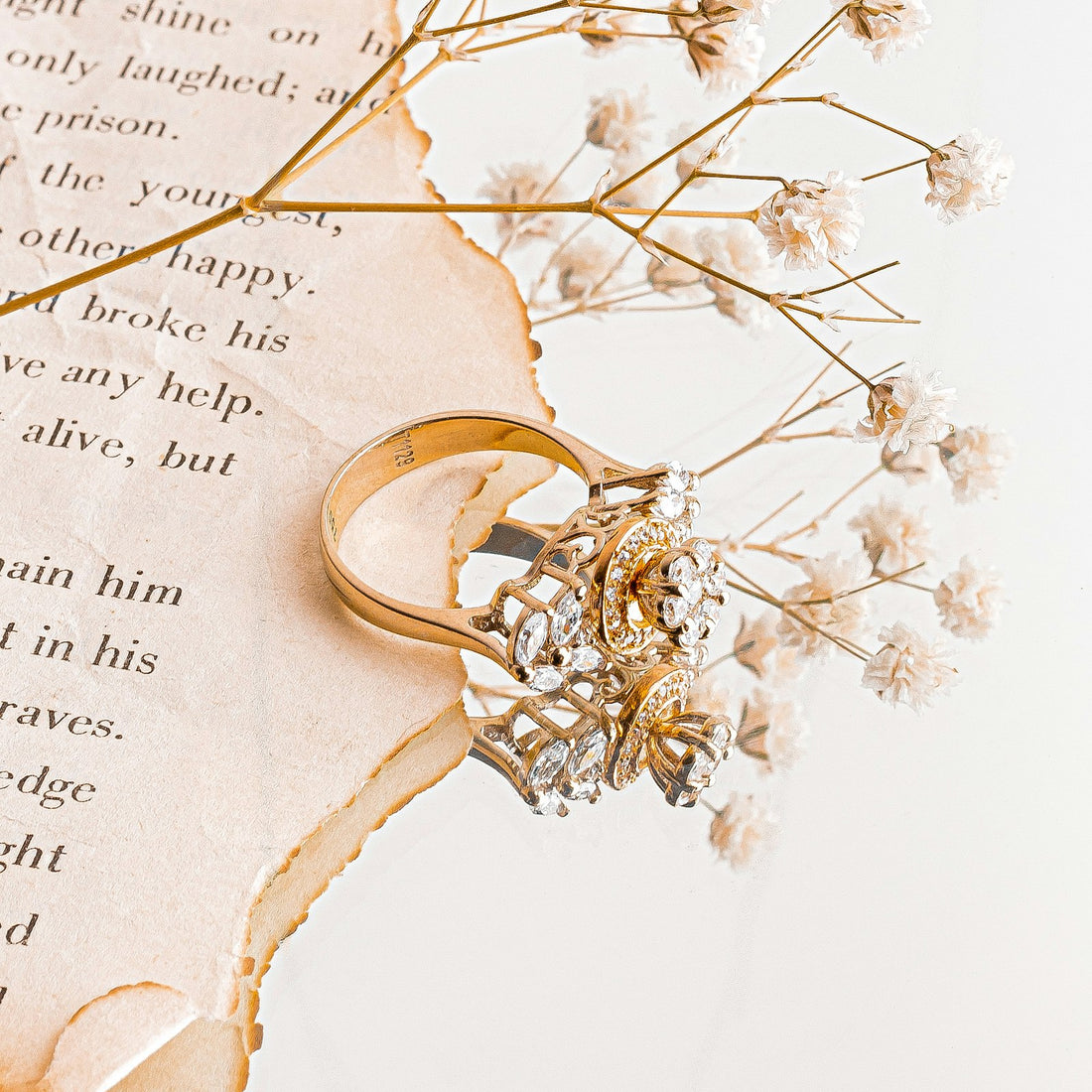 How Much Should an Engagement Ring Cost in the UK?
