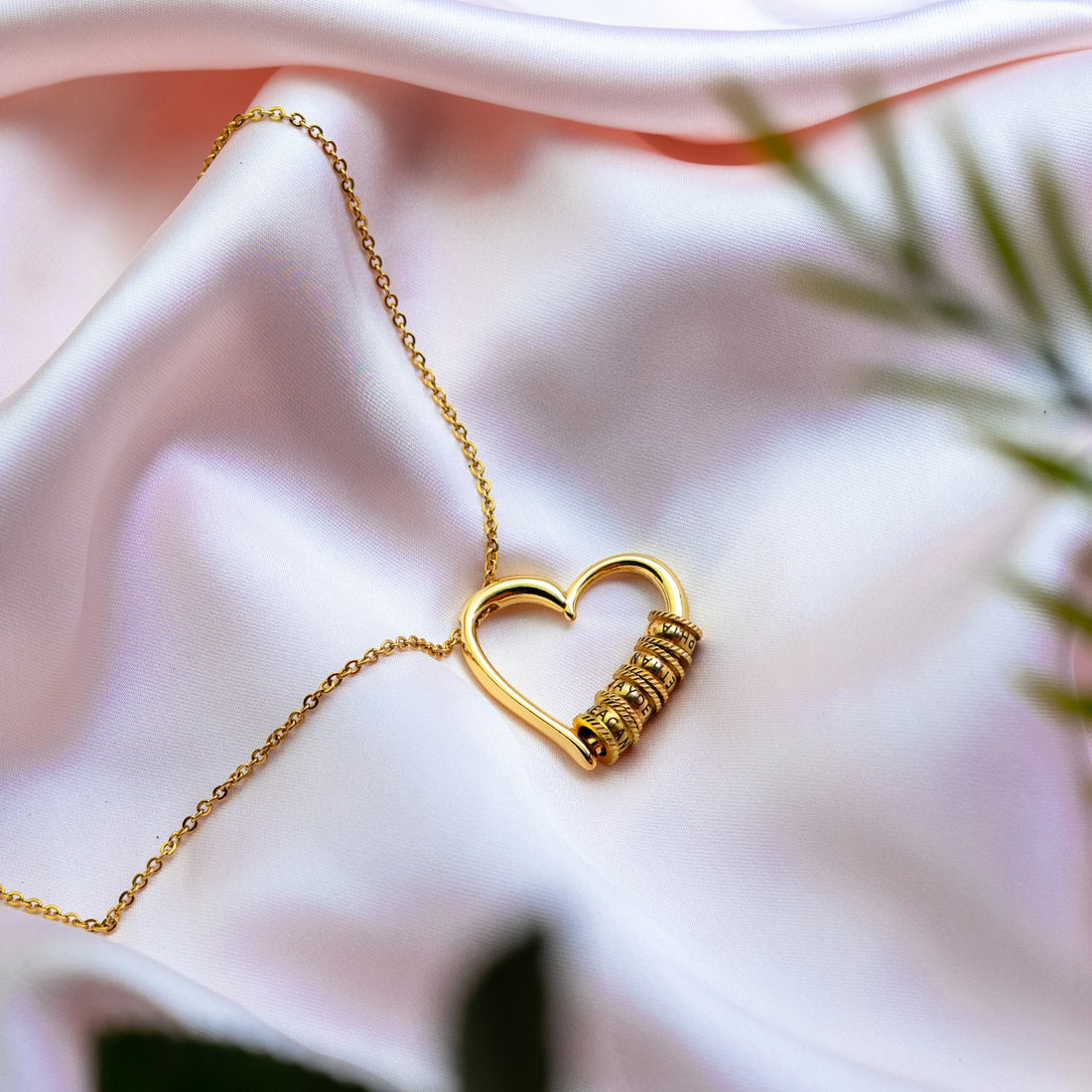 Bespoke Jeweller or High Street Jewellers: What's the Real Difference?