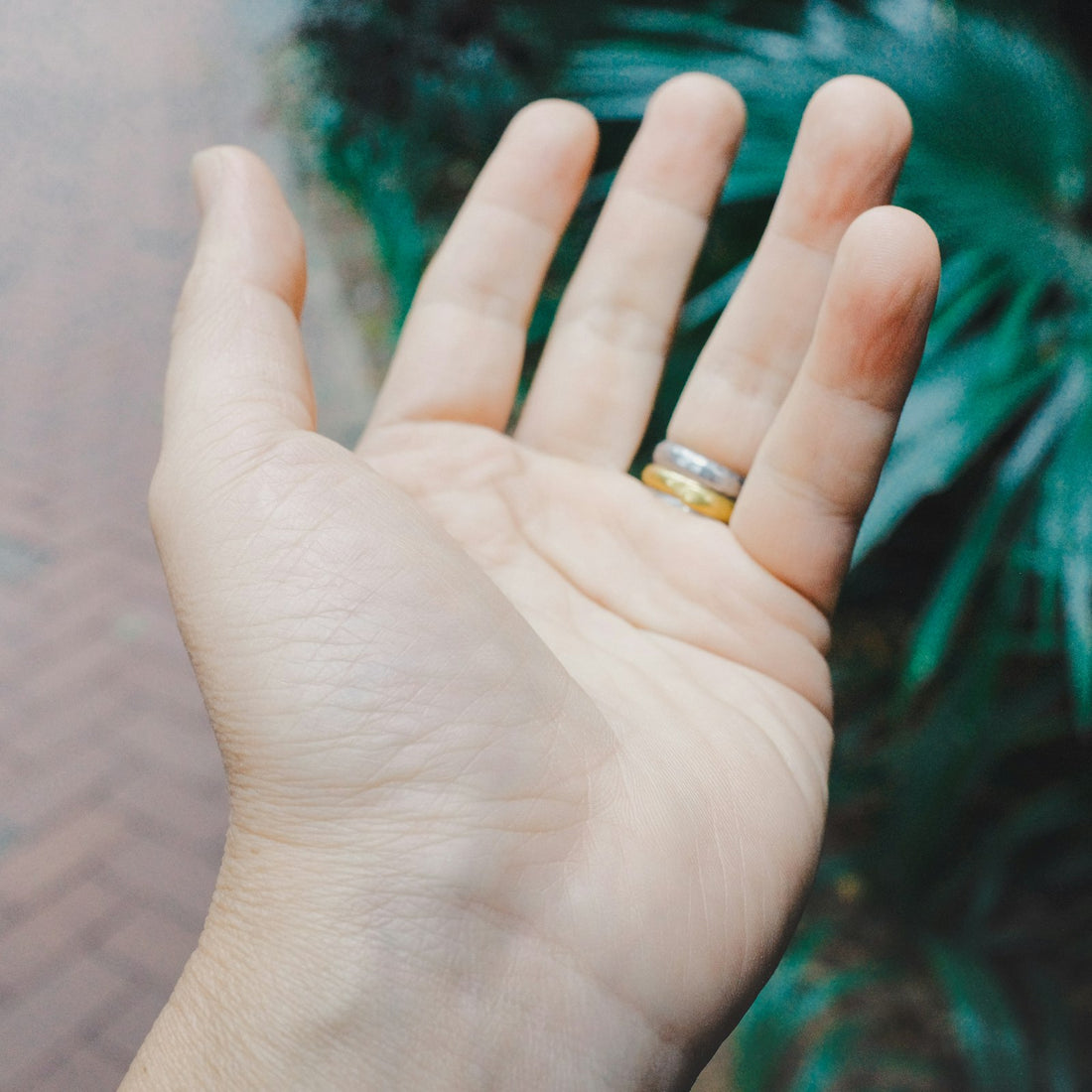 18th Birthday Jewellery Gifts: Pieces to Keep for Life