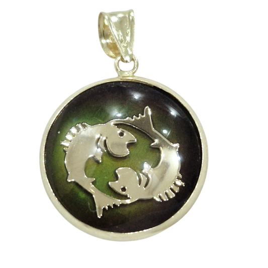 14K Pisces Gold Zodiac Pendant | Changing Color Mood Stone | Qutahia Jewelry