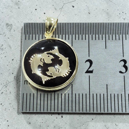 14K Pisces Gold Zodiac Pendant | Changing Color Mood Stone | Qutahia Jewelry